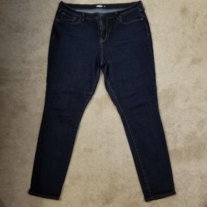 Old Navy Curvy Skinny Jeans